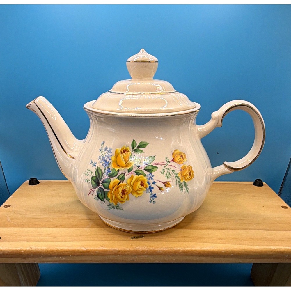 Vintage Sadler England Floral Yellow Rose Teapot w/ Lid Glossy White MPN 3916